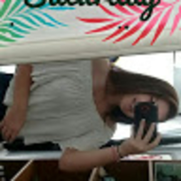 Meet your Posher, Samantha - Picture 1 of 1